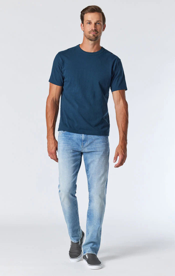 Zach Straight Leg Jean Light Foggy Feather Blue