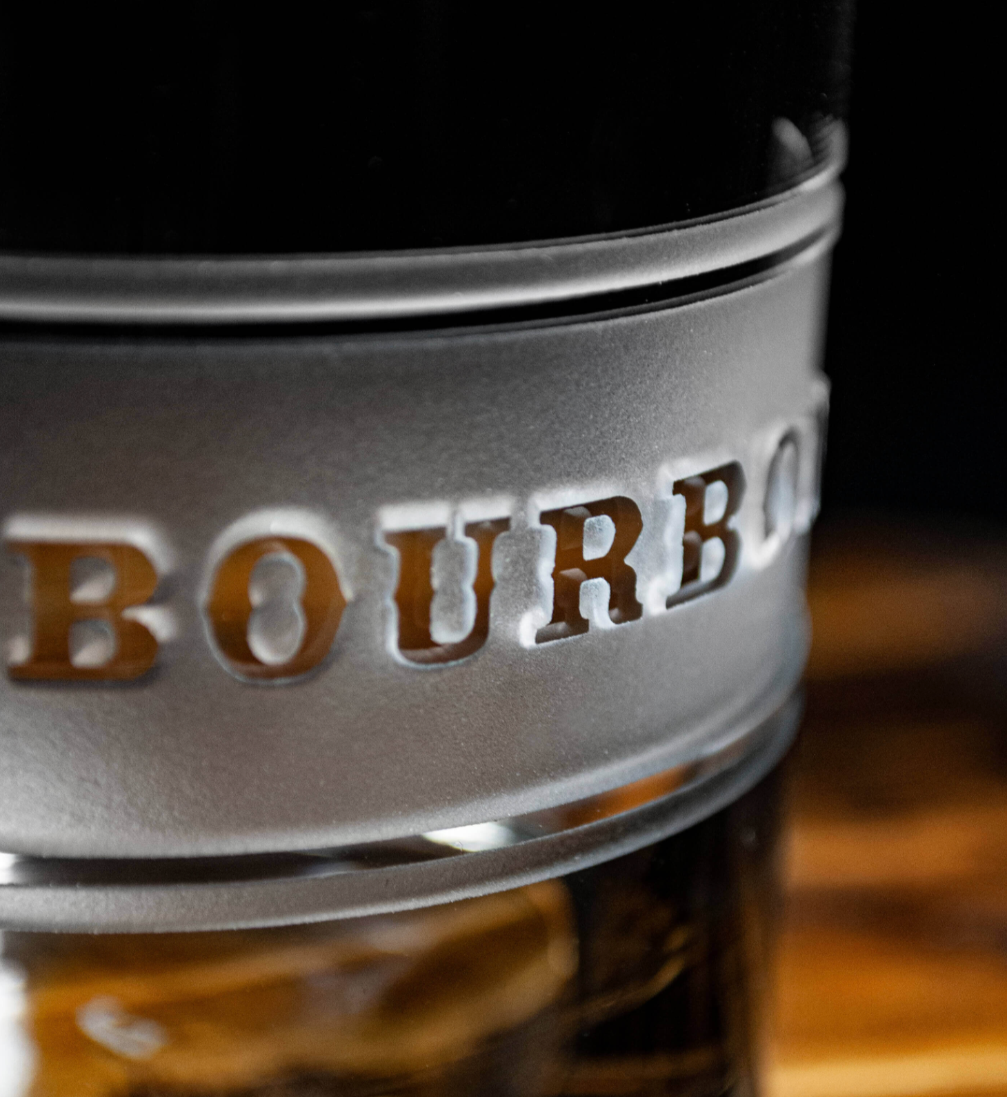 Bourbon Emblem Round Rocks Glass