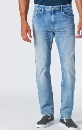 Zach Straight Leg Jean Light Foggy Feather Blue