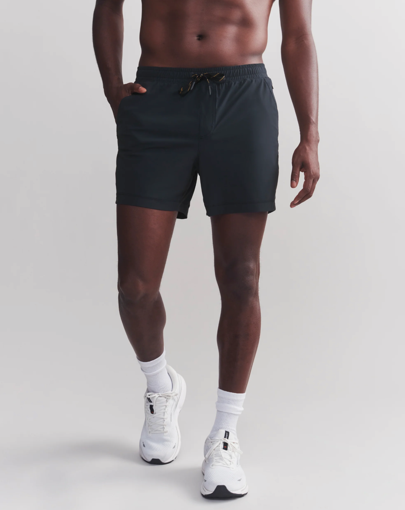 5’' Lined Pursuit Short Black