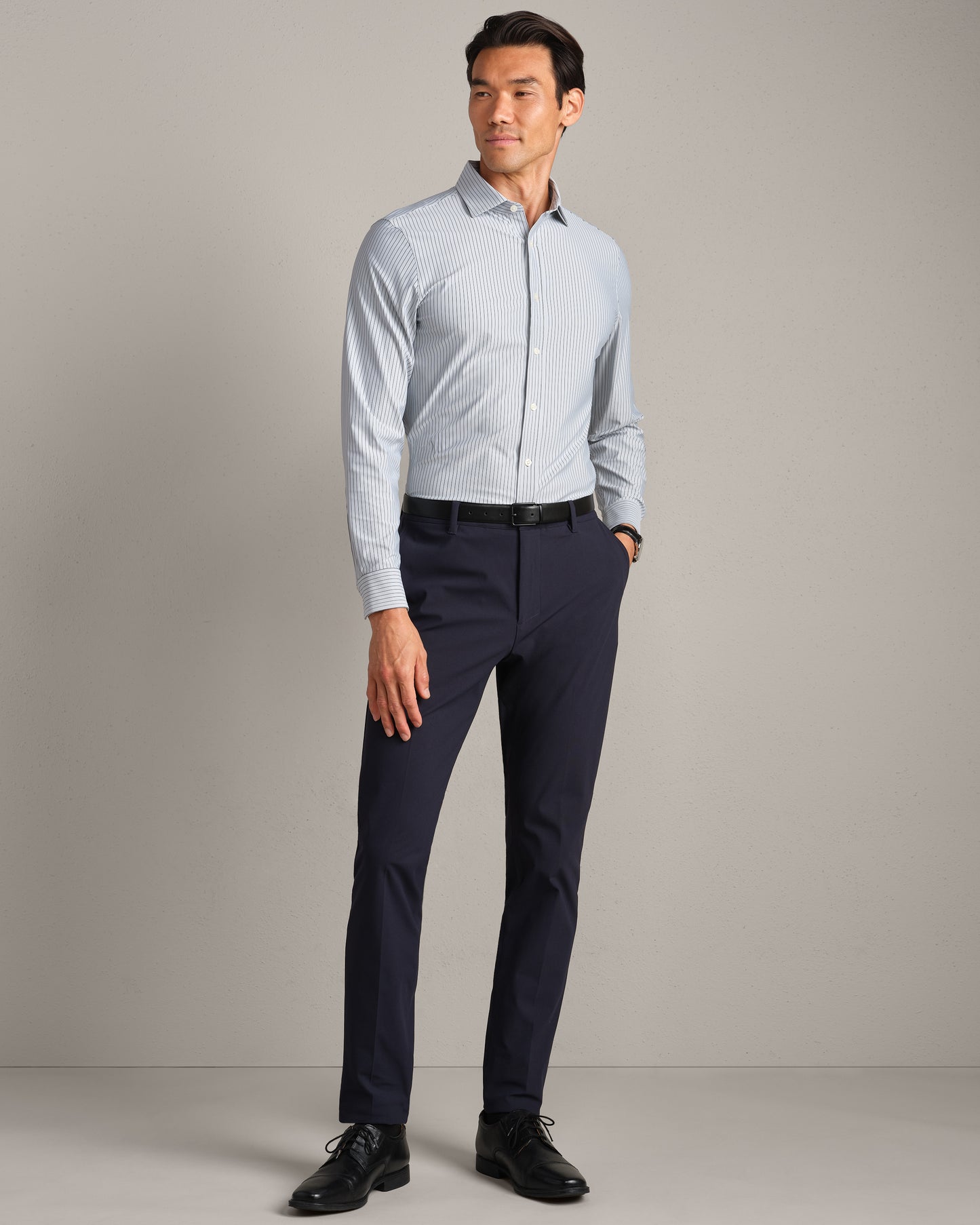 Commuter® Shirt Semi-Spread Collar